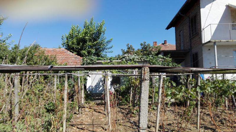Снимка 2 на вила в Видин област - с.Иново в категория недвижими имоти продава - 64 м2 на цена  26000 EUR 