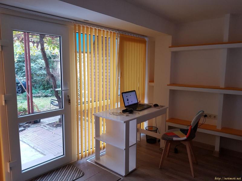 Снимка 5 на офис в Пловдив - Център в категория недвижими имоти дава под наем - 15 м2 на цена  128 EUR 