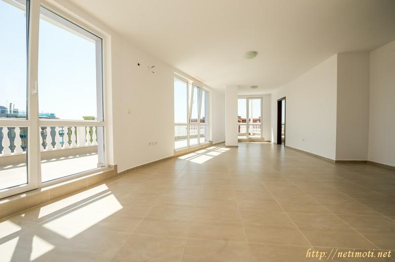 Снимка 3 на тристаен апартамент в Бургас област - гр.Несебър в категория недвижими имоти продава - 76 м2 на цена  112800 EUR 