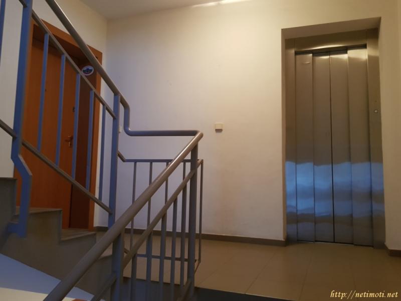 Снимка 7 на едностаен апартамент в Пловдив - Широк Център в категория недвижими имоти продава - 114 м2 на цена  102600 EUR 