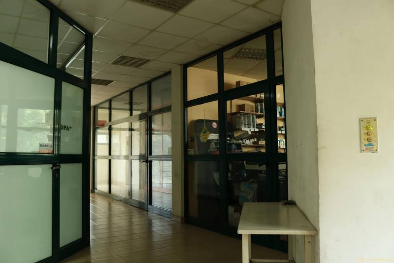 Снимка 3 на магазин в Шумен - Широк център в категория недвижими имоти продава - 67 м2 на цена  38347 EUR 