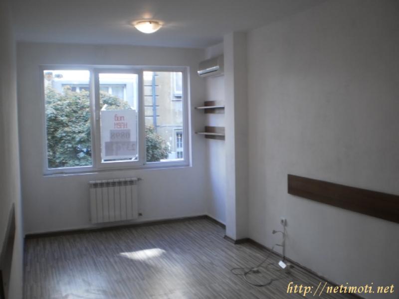Снимка 0 на офис в София - Център в категория недвижими имоти дава под наем - 24 м2 на цена  230 EUR 