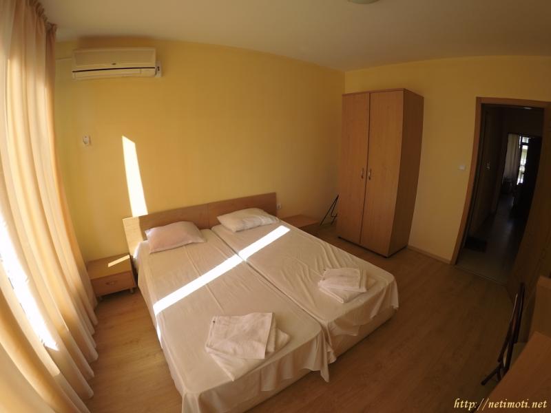 Снимка 4 на двустаен апартамент в Бургас област - к.к.Слънчев Бряг в категория недвижими имоти продава - 56 м2 на цена  23333 EUR 
