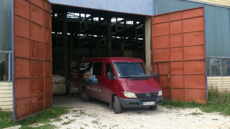Снимка 0 на склад в Пловдив - Индустриална зона - Юг в категория недвижими имоти дава под наем - 500 м2 на цена  0 EUR 