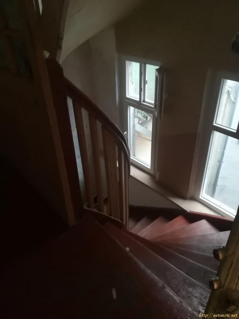 Снимка 5 на едностаен апартамент в Пловдив - Център в категория недвижими имоти дава под наем - 62 м2 на цена  102 EUR 