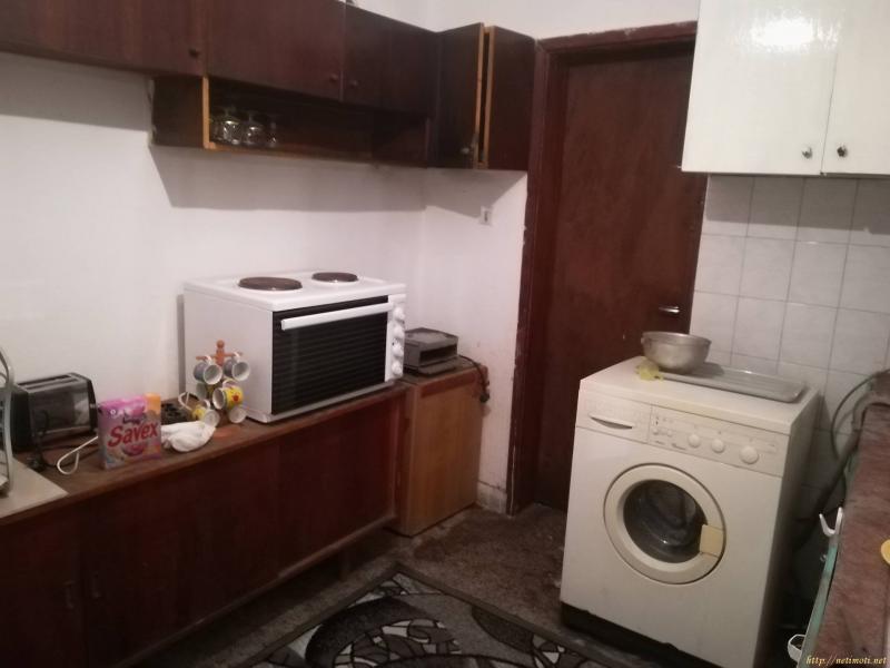 Снимка 3 на къща в Пловдив - Въстанически в категория недвижими имоти продава - 300 м2 на цена  101000 EUR 