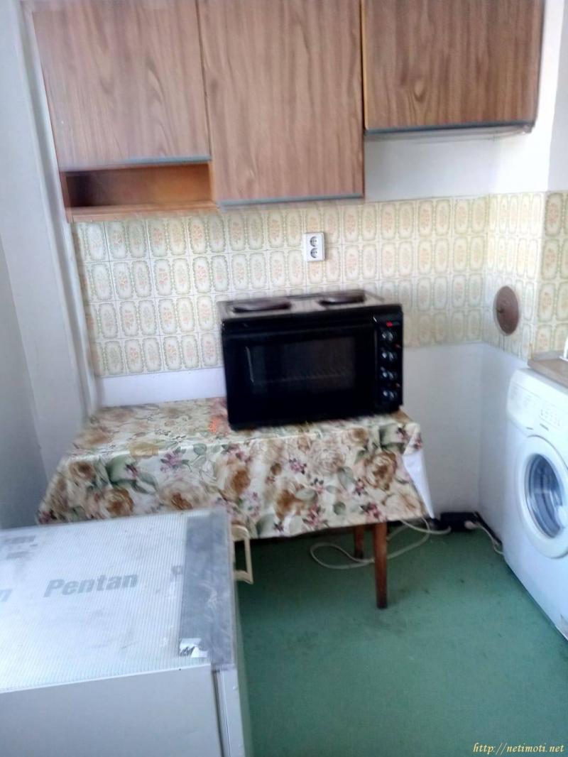 Снимка 3 на двустаен апартамент в Пловдив - Смирненски в категория недвижими имоти дава под наем - 50 м2 на цена  100 EUR 