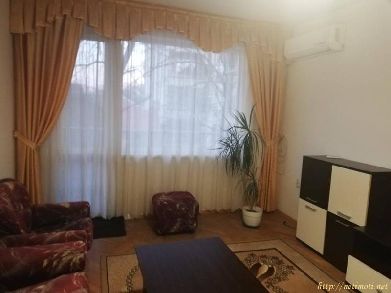 Снимка 1 на двустаен апартамент в Пловдив - Център в категория недвижими имоти дава под наем - 5 м2 на цена  350 EUR 