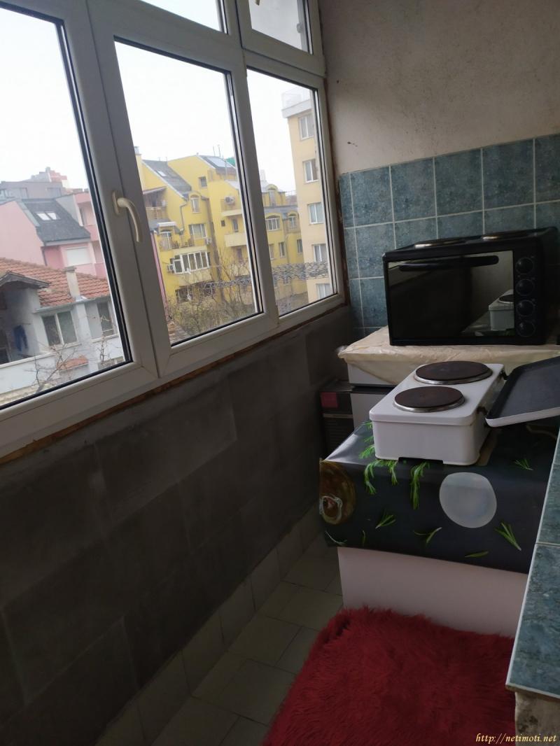 Снимка 4 на двустаен апартамент в Пловдив - Кършияка в категория недвижими имоти дава под наем - 75 м2 на цена  205 EUR 
