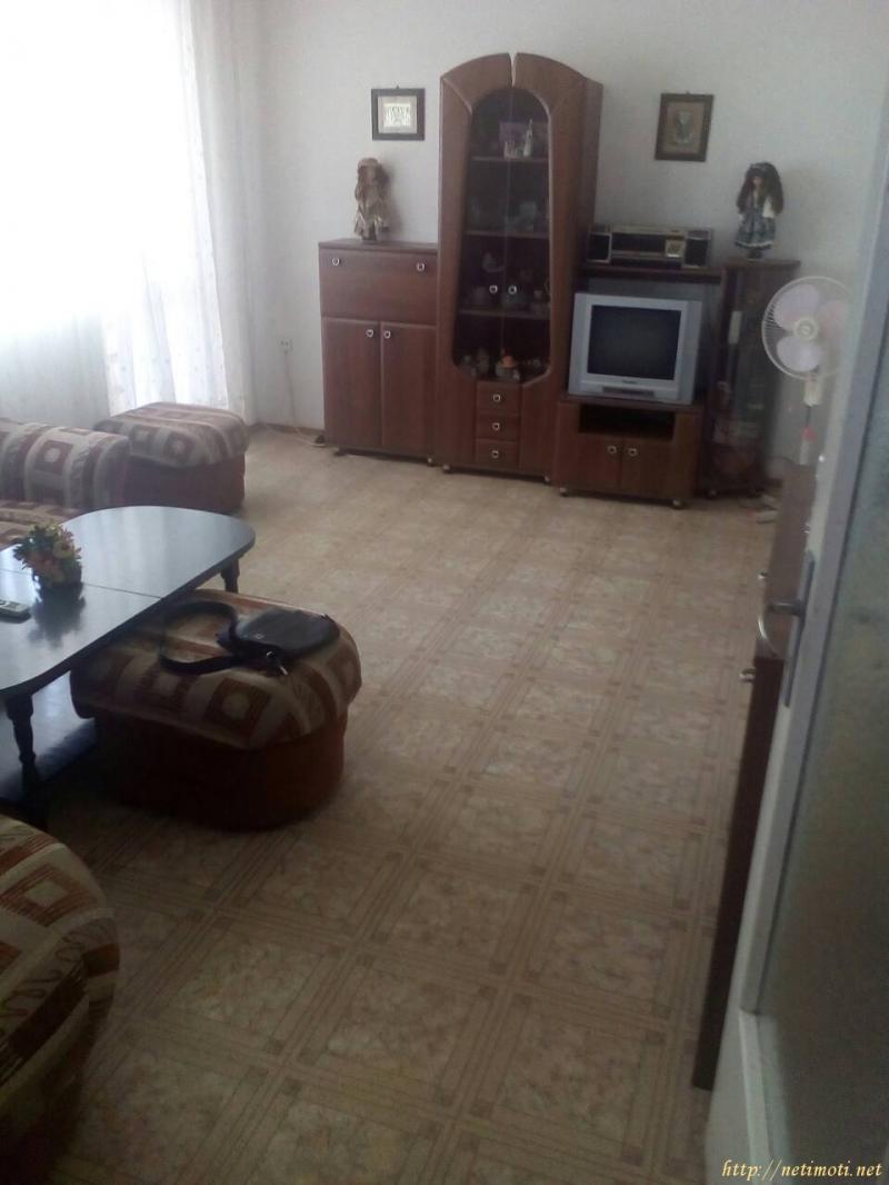 Снимка 2 на тристаен апартамент в Пловдив - Въстанически в категория недвижими имоти дава под наем - 72 м2 на цена  400 EUR 