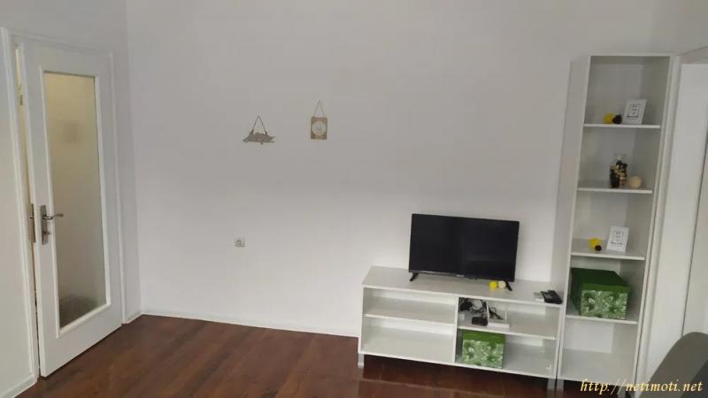 Снимка 2 на двустаен апартамент в Пловдив - каменица 1 в категория недвижими имоти дава под наем - 65 м2 на цена  235 EUR 