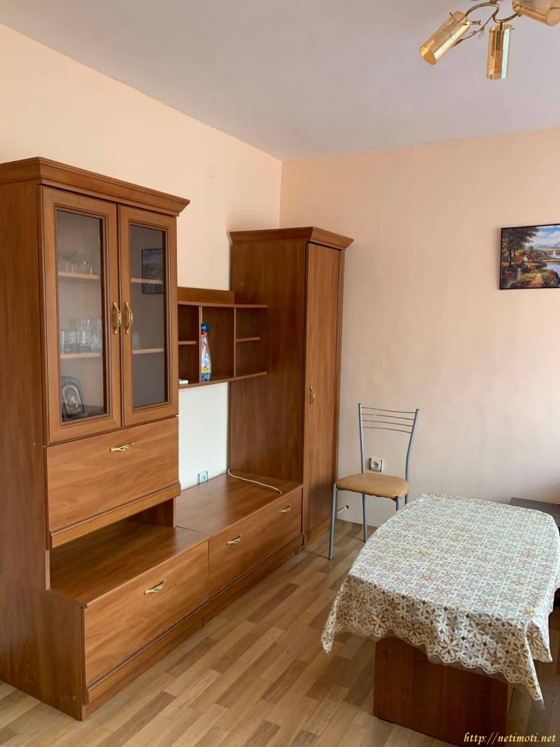 Снимка 0 на едностаен апартамент в Пловдив - Широк Център в категория недвижими имоти дава под наем - 40 м2 на цена  179 EUR 