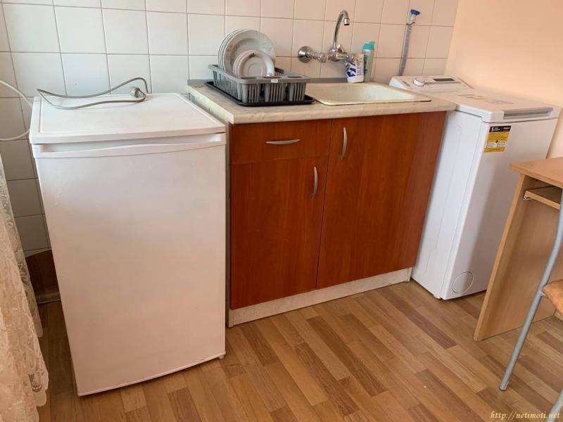 Снимка 1 на едностаен апартамент в Пловдив - Широк Център в категория недвижими имоти дава под наем - 40 м2 на цена  179 EUR 