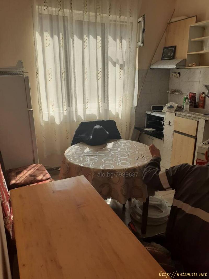 Снимка 5 на двустаен апартамент в Пловдив - Въстанически в категория недвижими имоти дава под наем - 72 м2 на цена  450 EUR 
