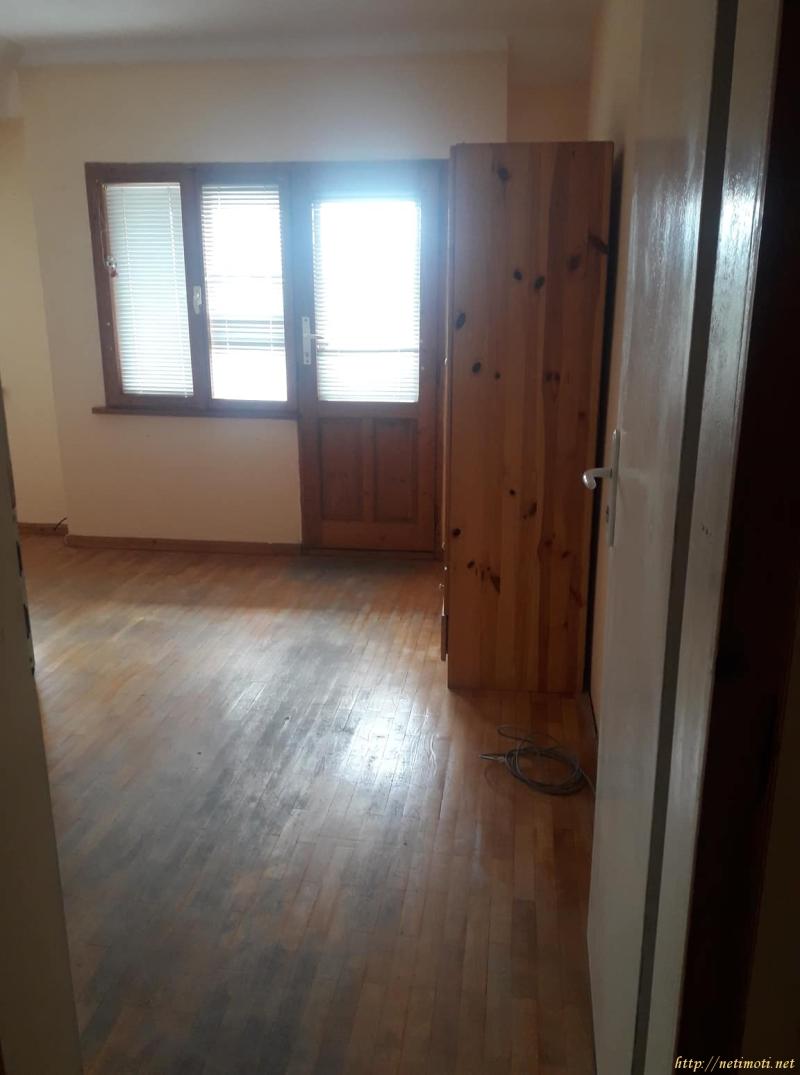 Снимка 1 на едностаен апартамент в Пловдив - Въстанически в категория недвижими имоти дава под наем - 70 м2 на цена  256 EUR 