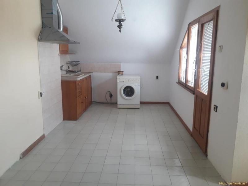 Снимка 3 на едностаен апартамент в Пловдив - Въстанически в категория недвижими имоти дава под наем - 70 м2 на цена  256 EUR 