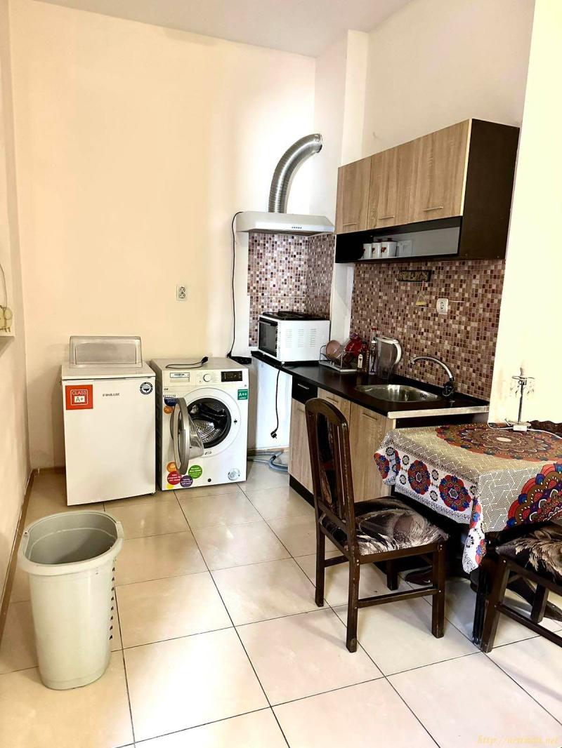 Снимка 3 на едностаен апартамент в Пловдив - Въстанически в категория недвижими имоти дава под наем - 35 м2 на цена  205 EUR 
