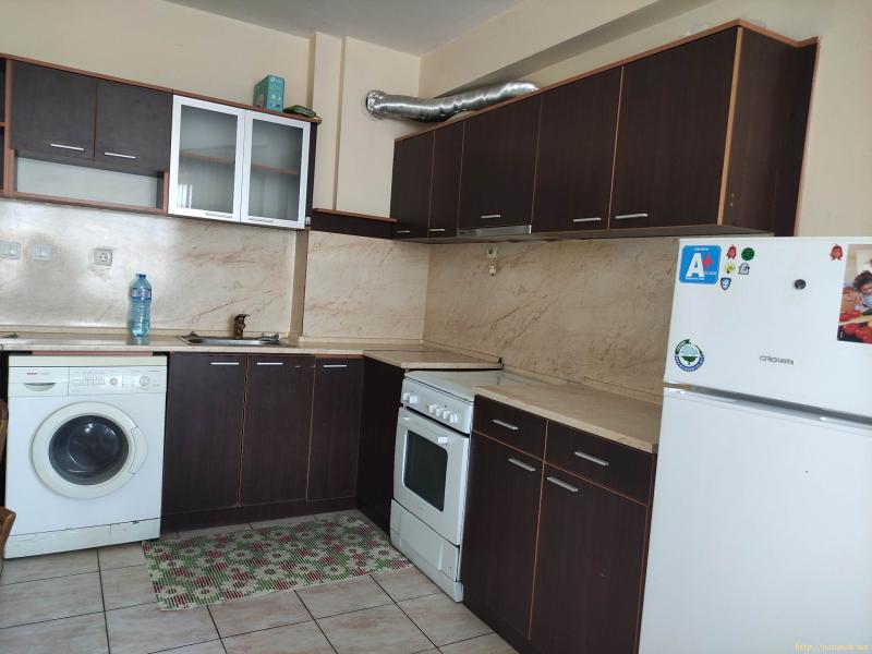 Снимка 2 на тристаен апартамент в Пловдив - Въстанически в категория недвижими имоти дава под наем - 102 м2 на цена  383 EUR 