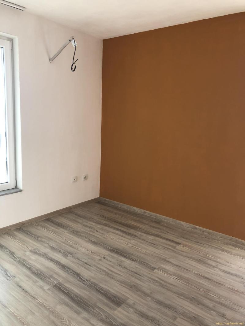 Снимка 5 на двустаен апартамент в Пловдив -  в категория недвижими имоти дава под наем - 67 м2 на цена  307 EUR 