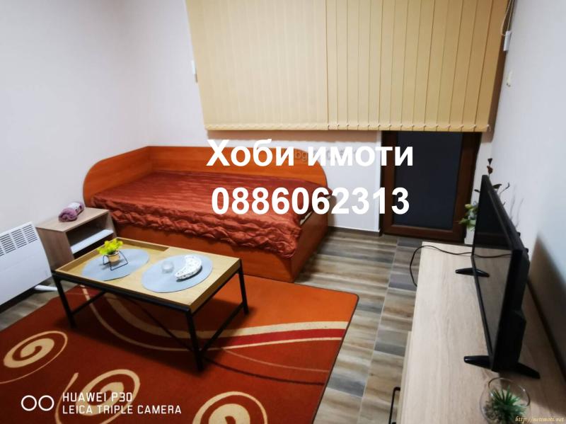 Снимка 1 на двустаен апартамент в Пловдив - Марково тепе в категория недвижими имоти дава под наем - 72 м2 на цена  460 EUR 