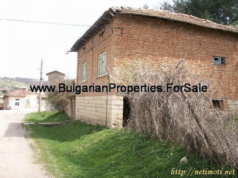 Снимка 0 на къща в Търговище област - с.Осиково в категория недвижими имоти продава - 712 м2 на цена  1200 EUR 