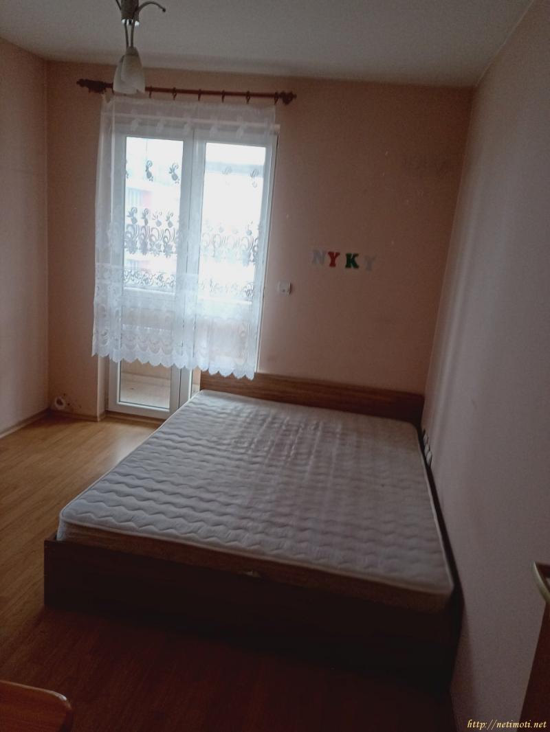 Снимка 1 на тристаен апартамент в София - Люлин 9 в категория недвижими имоти дава под наем - 65 м2 на цена  358 EUR 