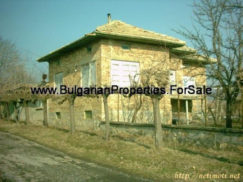 Снимка 0 на къща в Търговище област - с.Ковачевец в категория недвижими имоти продава - 1700 м2 на цена  5700 EUR 
