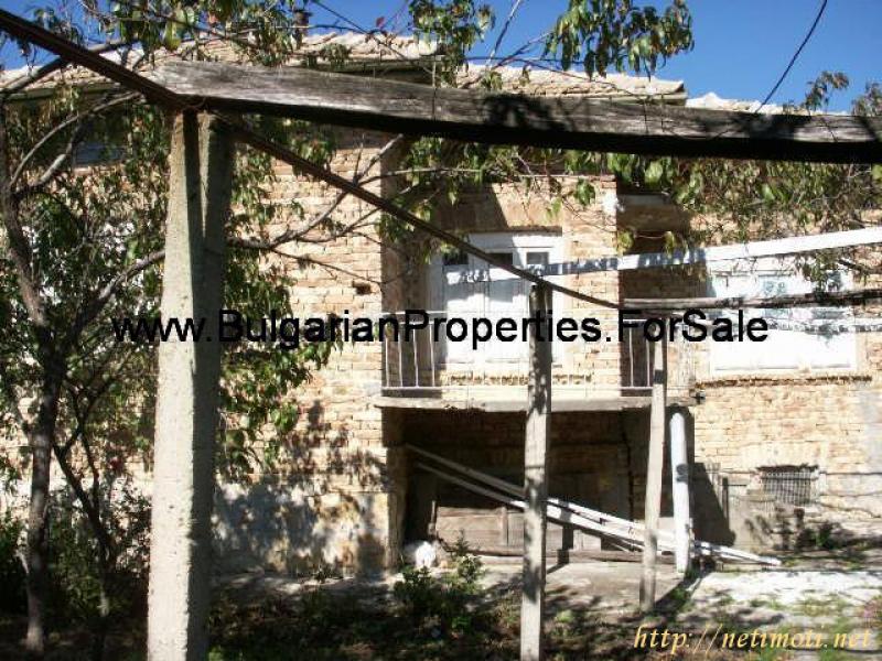 Снимка 1 на къща в Търговище област - с.Ковачевец в категория недвижими имоти продава - 1700 м2 на цена  5700 EUR 