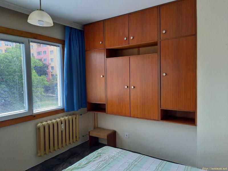 Снимка 1 на едностаен апартамент в София - Дружба 2 в категория недвижими имоти дава под наем - 48 м2 на цена  281 EUR 