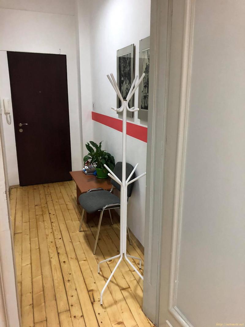 Снимка 3 на стая в София - Център в категория недвижими имоти дава под наем - 17 м2 на цена  174 EUR 
