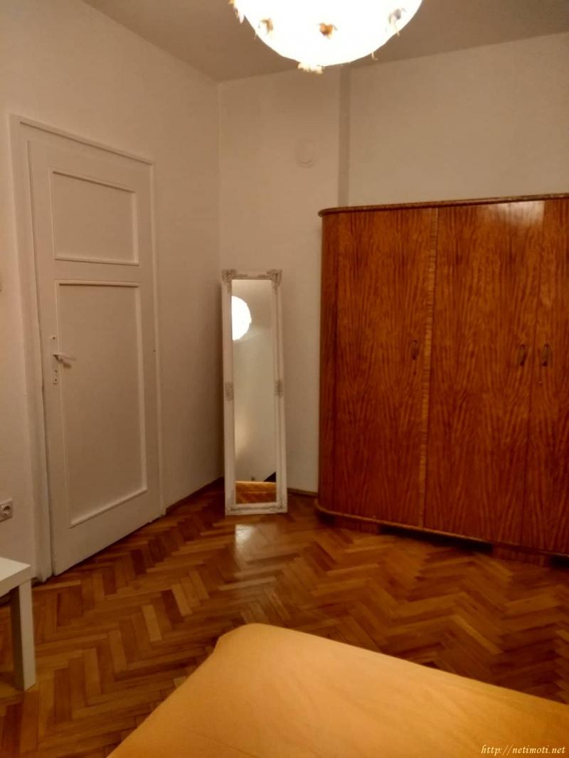 Снимка 0 на едностаен апартамент в София - Лозенец в категория недвижими имоти дава под наем - 40 м2 на цена  358 EUR 
