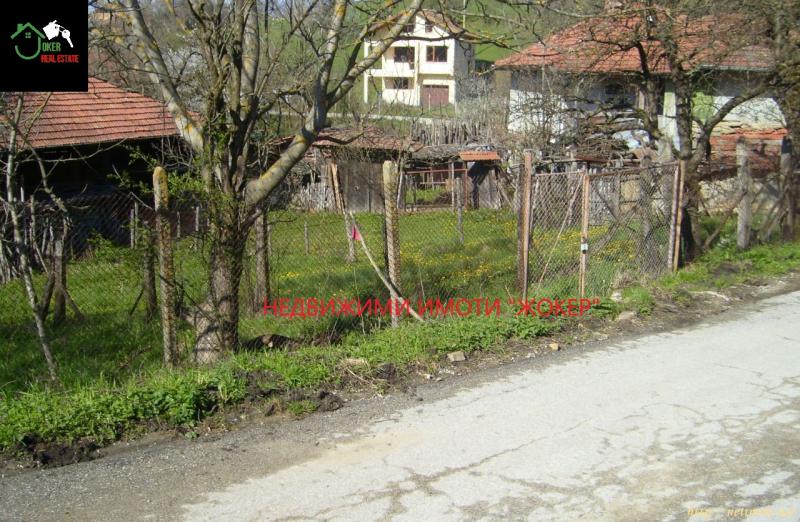 Снимка 7 на парцел в  - с.Войнежа в категория недвижими имоти продава - 2176 м2 на цена  21500 EUR 