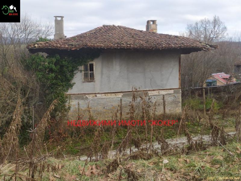 Снимка 2 на къща в Велико Търново област - с.Петковци в категория недвижими имоти продава - 86 м2 на цена  16350 EUR 
