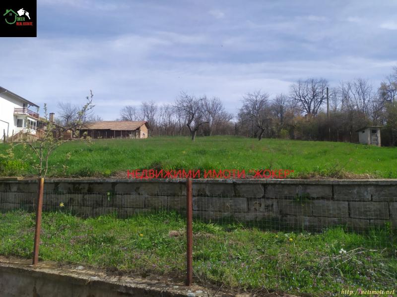 Снимка 2 на парцел в  - с.Войнежа в категория недвижими имоти продава - 2286 м2 на цена  35800 EUR 