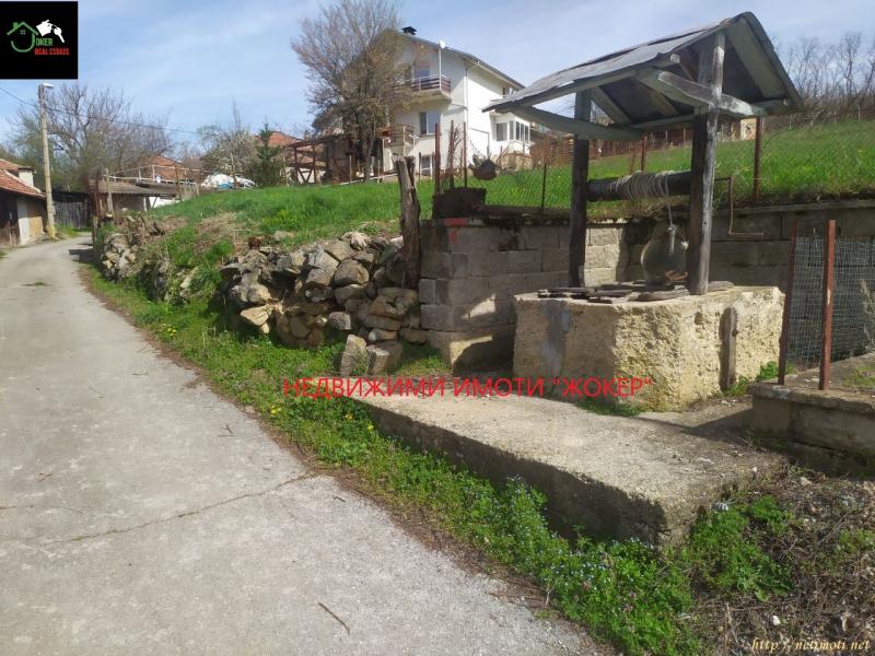 Снимка 7 на парцел в  - с.Войнежа в категория недвижими имоти продава - 2286 м2 на цена  35800 EUR 