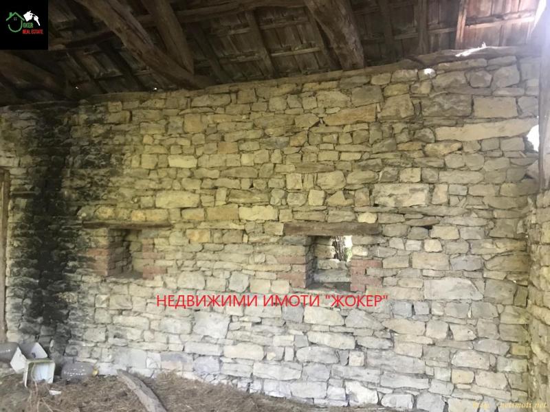 Снимка 5 на къща в  -  в категория недвижими имоти продава - 120 м2 на цена  20200 EUR 