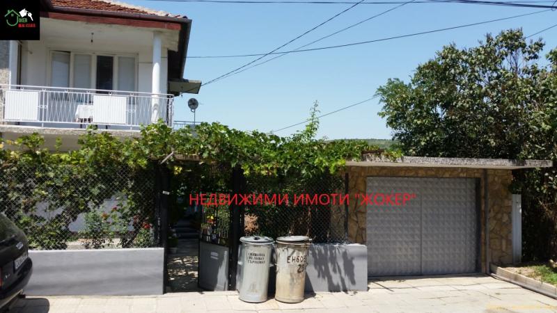 Снимка 1 на къща в Велико Търново област - гр.Дебелец в категория недвижими имоти продава - 180 м2 на цена  152000 EUR 