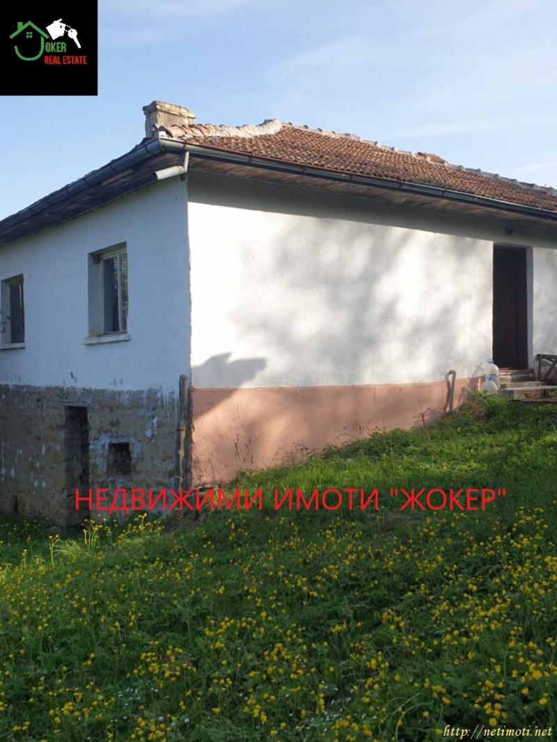 снимка на къща в Велико Търново област с.Средно Село