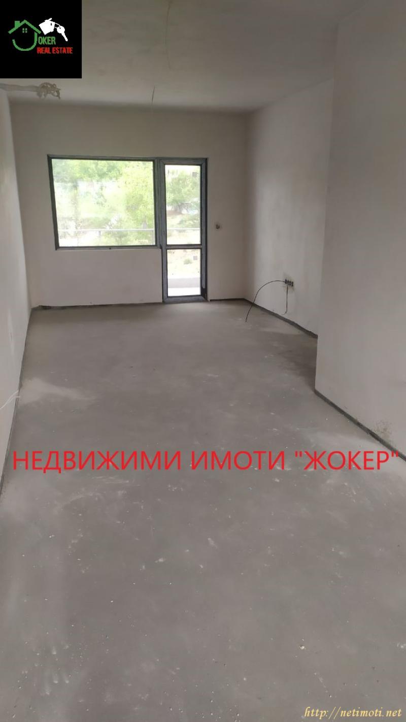 Снимка 6 на тристаен апартамент в Велико Търново - Бузлуджа в категория недвижими имоти продава - 100 м2 на цена  148500 EUR 