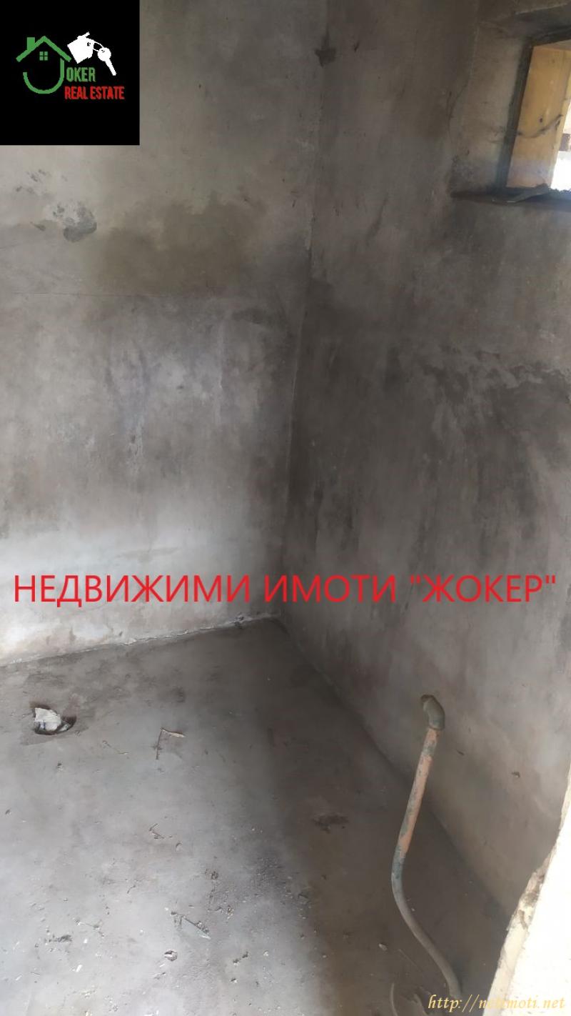 Снимка 7 на къща в Русе област - с.Полско Косово в категория недвижими имоти продава - 171 м2 на цена  8200 EUR 