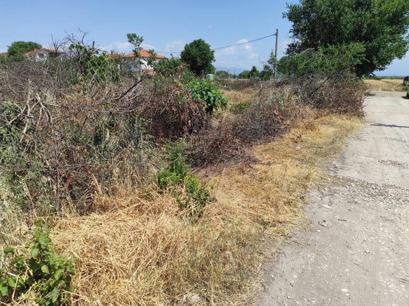 Снимка 3 на парцел в Русе - Новата Махала в категория недвижими имоти продава - 1500 м2 на цена  0 EUR 