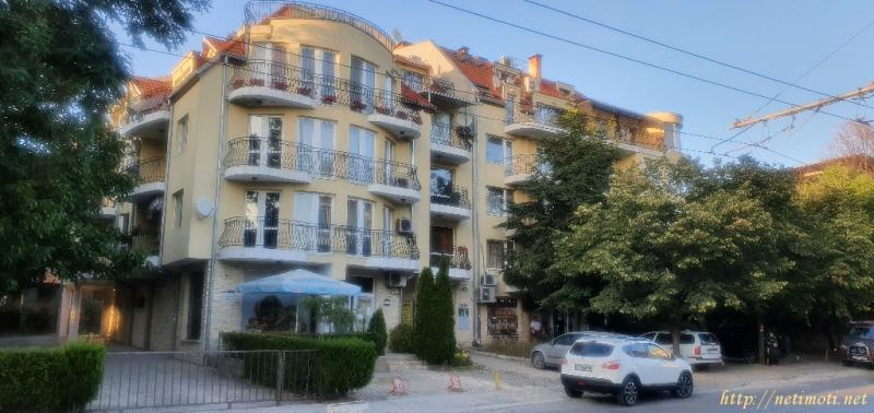 Снимка 8 на двустаен апартамент в Варна - Бриз в категория недвижими имоти дава под наем - 60 м2 на цена  400 EUR 