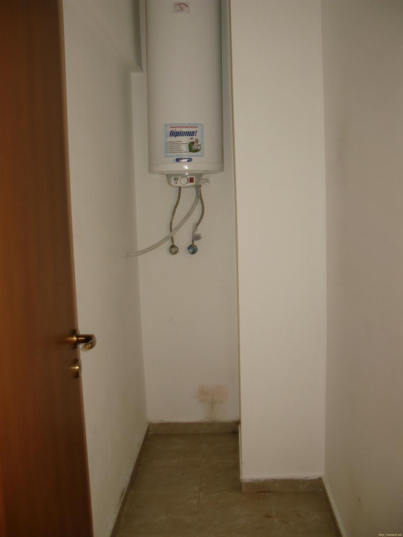 Снимка 8 на тристаен апартамент в Пловдив - Кършияка в категория недвижими имоти дава под наем - 90 м2 на цена  0 EUR 