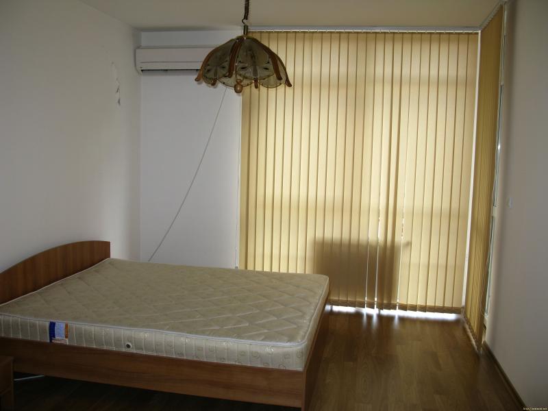 Снимка 1 на тристаен апартамент в Пловдив - Кършияка в категория недвижими имоти дава под наем - 103 м2 на цена  350 EUR 