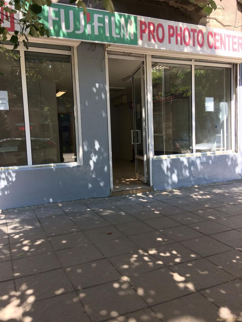 Оферта за недвижим имот с номер 18870: магазин в София - Център в категория дава под наем - 65 м2 на цена 750 EUR - снимка номер 0 Снимка 0 на магазин в София - Център в категория недвижими имоти дава под наем - 65 м2 на цена 750 EUR