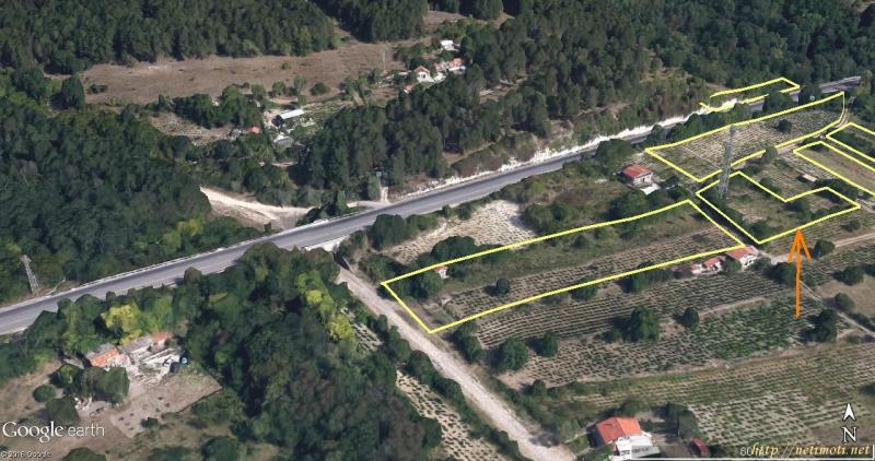 Снимка 6 на парцел в Варна област - с.Аксаково в категория недвижими имоти продава - 1213 м2 на цена  0 EUR 