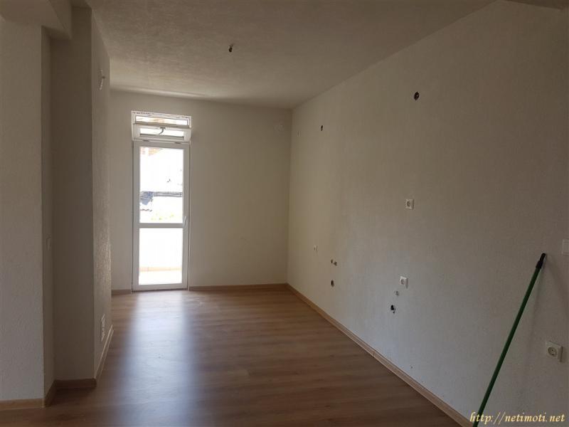 снимка на тристаен апартамент в Благоевград област гр.Сандански