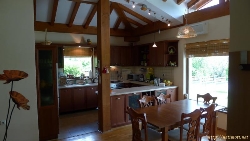 Оферта за недвижим имот с номер 17652: къща в Варна област - с.Горен Чифлик в категория продава - 193 м2 на цена 78000 EUR - снимка номер 6 Снимка 6 на къща в Варна област - с.Горен Чифлик в категория недвижими имоти продава - 193 м2 на цена 78000 EUR