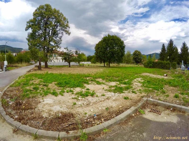 Оферта за недвижим имот с номер 17683: парцел в София област - с.Гурмазово в категория продава - 1298 м2 на цена 0 EUR - снимка номер 5 Снимка 5 на парцел в София област - с.Гурмазово в категория недвижими имоти продава - 1298 м2 на цена 0 EUR