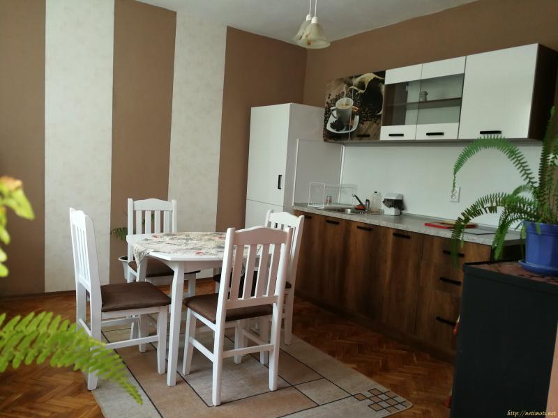 Снимка 1 на тристаен апартамент в Бургас област - гр.Царево в категория недвижими имоти продава - 60 м2 на цена  47500 EUR 